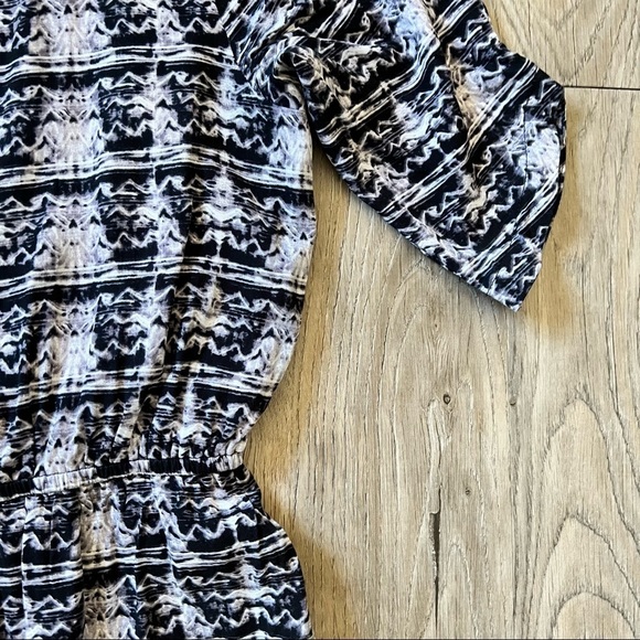 Minimum Mini Dress - Picture 2 of 4